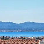 T&t Sea View Apartment, Balcony, Barbecue, Parking * ザダル