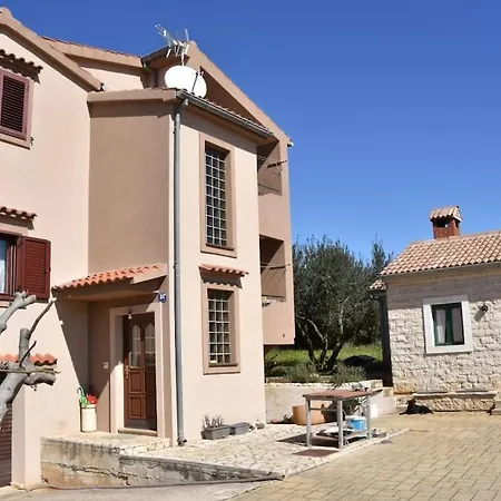 T&t Sea View Apartment, Balcony, Barbecue, Parking דירה זאדאר