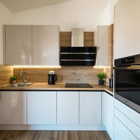 Apartamento T&t Sea View Apartment, Balcony, Barbecue, Parking