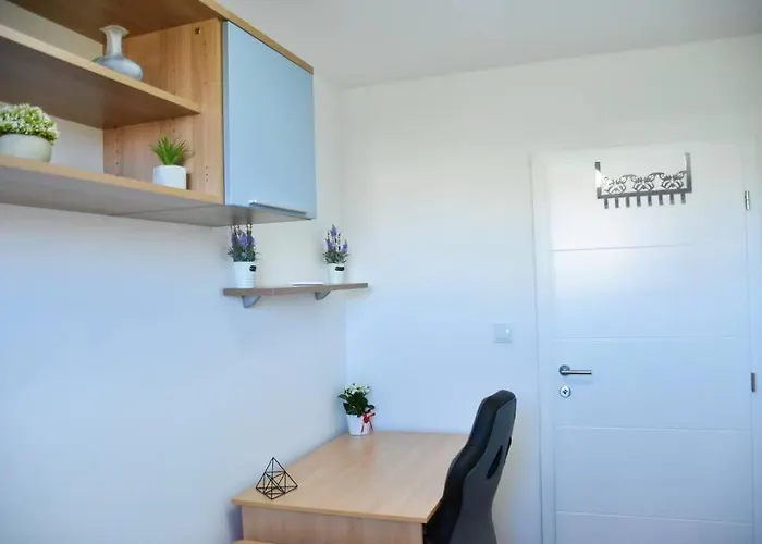 דירה T&t Sea View Apartment, Balcony, Barbecue, Parking זאדאר