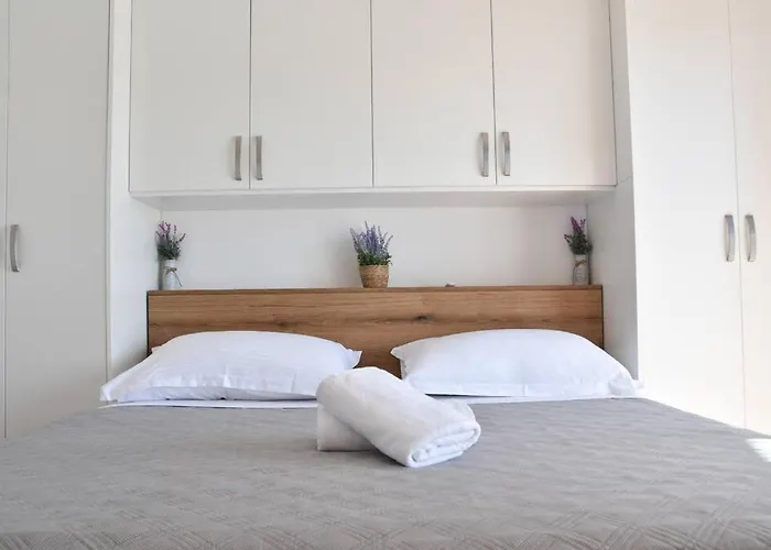 דירה T&t Sea View Apartment, Balcony, Barbecue, Parking זאדאר