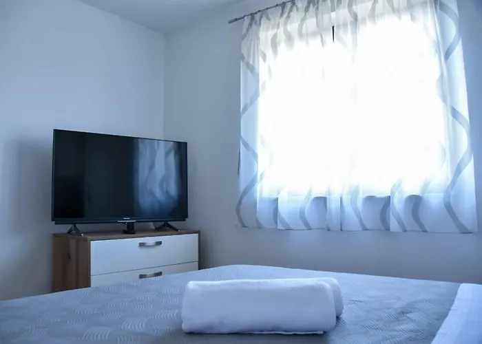 דירה T&t Sea View Apartment, Balcony, Barbecue, Parking